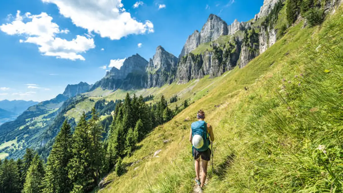 Hiking in Switzerland: Best Trails, Huts & When to Go