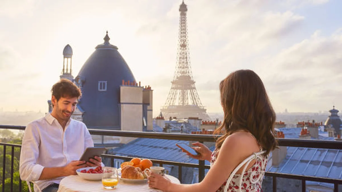 Paris Food Tours Guide: Cost, Neighborhoods, Reviews